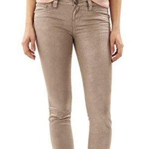 NWT wallflower sassy skinny jeans